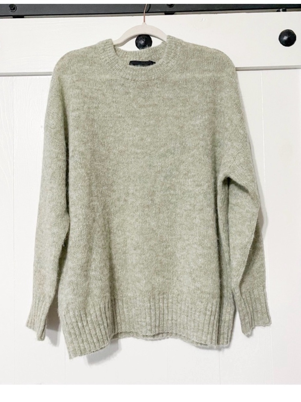 Jenni Kayne Cocoon Crewneck
Sweater Thyme Green Size
Medium